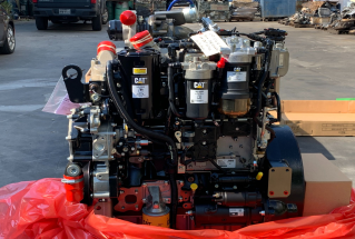 Cat C4.4 engine