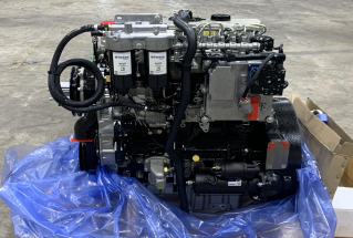 Cat C4.4 engine